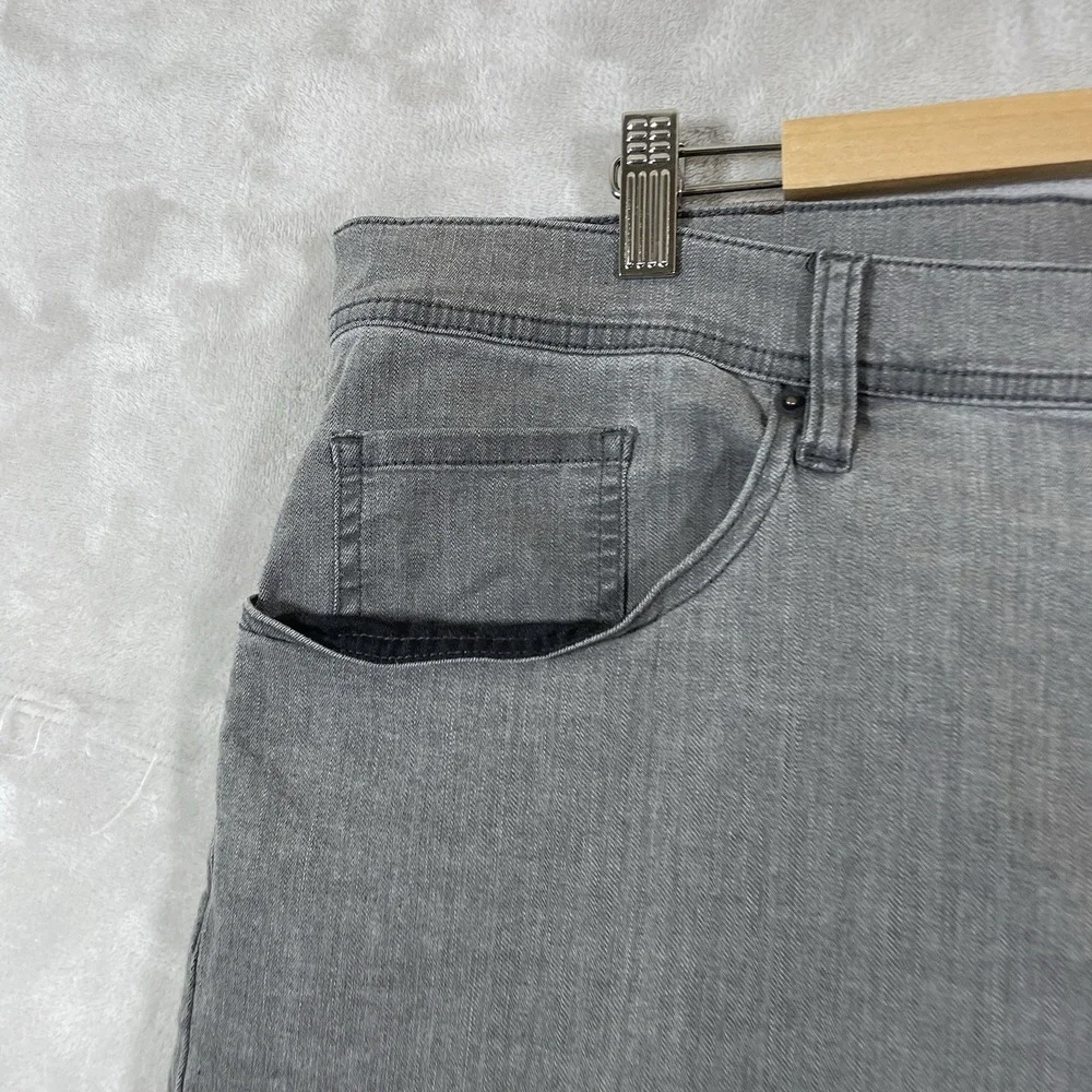 Travis Mathew Legacy Featherweight Stretch Jeans 38x32 Gray Faded Color